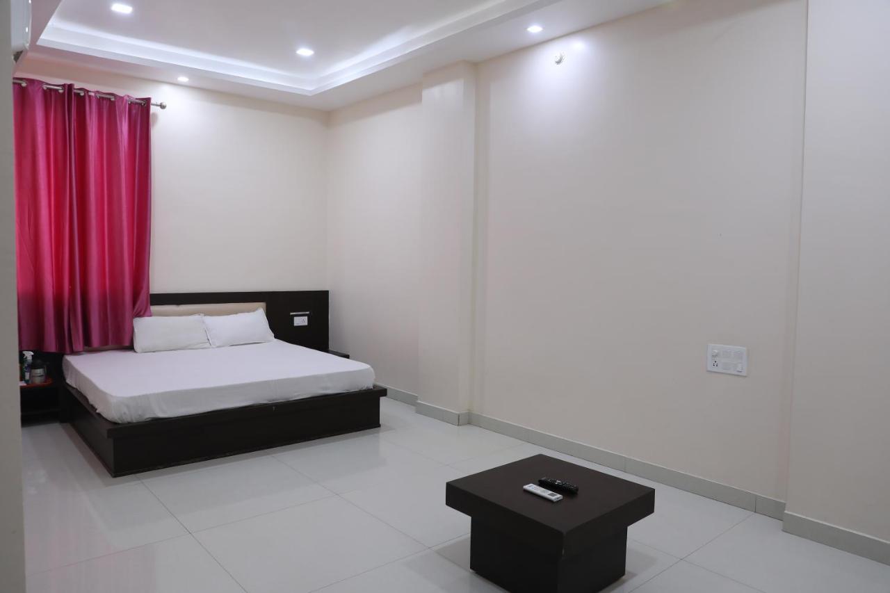 Hotel Shri Siddhivinayak Bina-Etawa Esterno foto