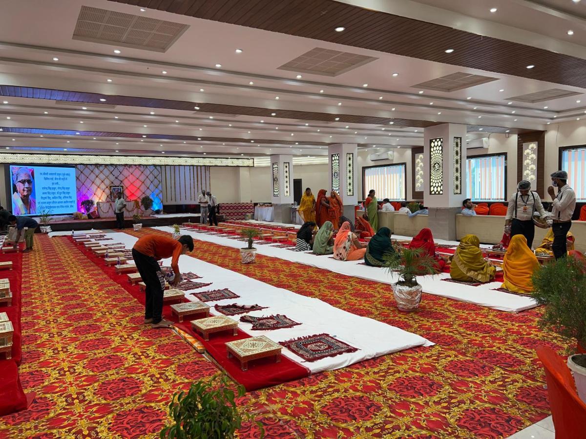 Hotel Shri Siddhivinayak Bina-Etawa Esterno foto